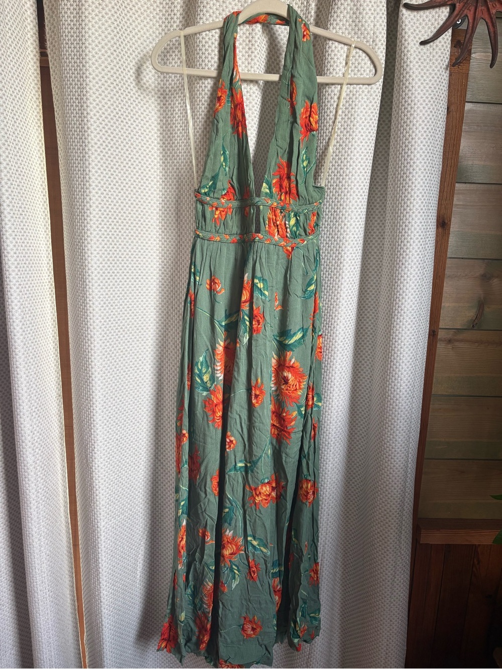 Sleeveless Halter Floral Maxi Dress - Green with Orange Blooms